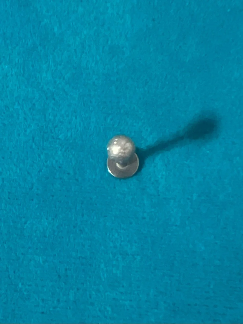 Labret Stud with texture Ball